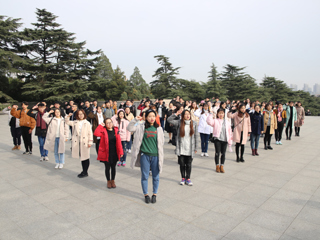 计算机科学与技术学院党委组织学生党员赴徐州淮海战役纪念馆开展主题教育活动