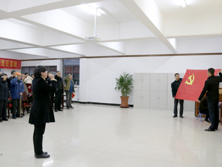 诵读红色经典，牢记神圣使命——党群机关党总支举行“学习十九大红色经典诵读”主题党日活动