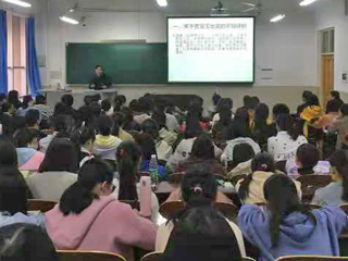 曲阜师范大学刘相雨教授应邀到我校讲学