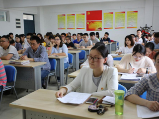 管理学院举行学习贯彻党的十九大精神集中轮训开班仪式