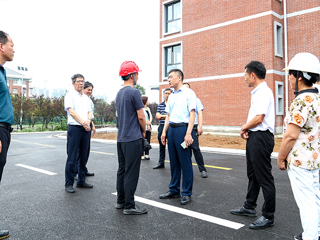 校领导到滨湖校区调研高知公寓和图书馆内涵建设